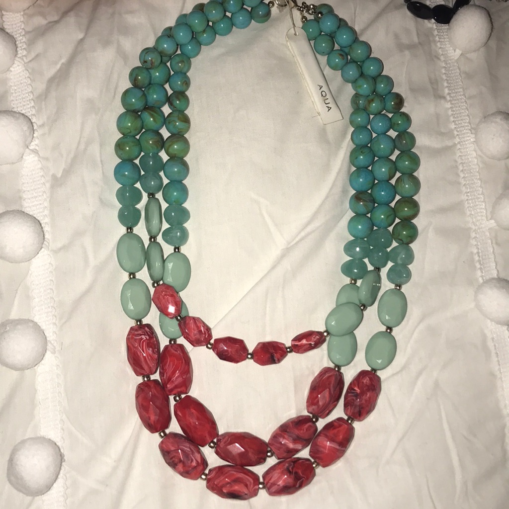 Beautiful New With Tickets Aqua Necklace
